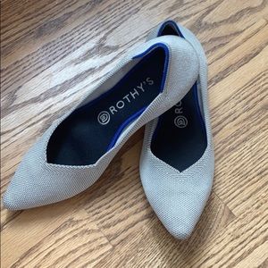 Rothy’s the pointed flats in flaxseed